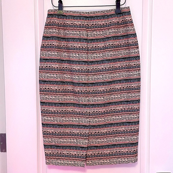 The Limited Textured Patterned Pencil Skirt - Picture 6 of 8